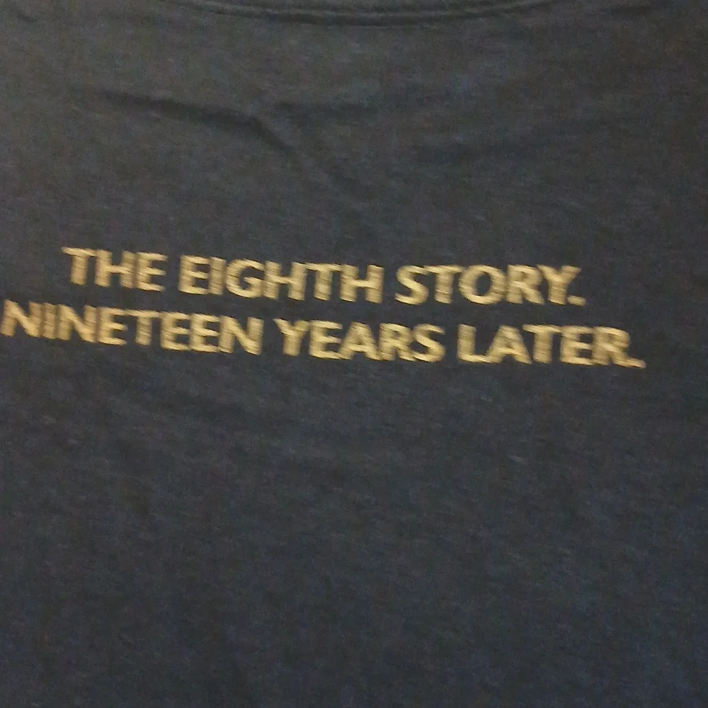 Harry Potter Black and Gold Graphic Tee - Picture 3 of 4